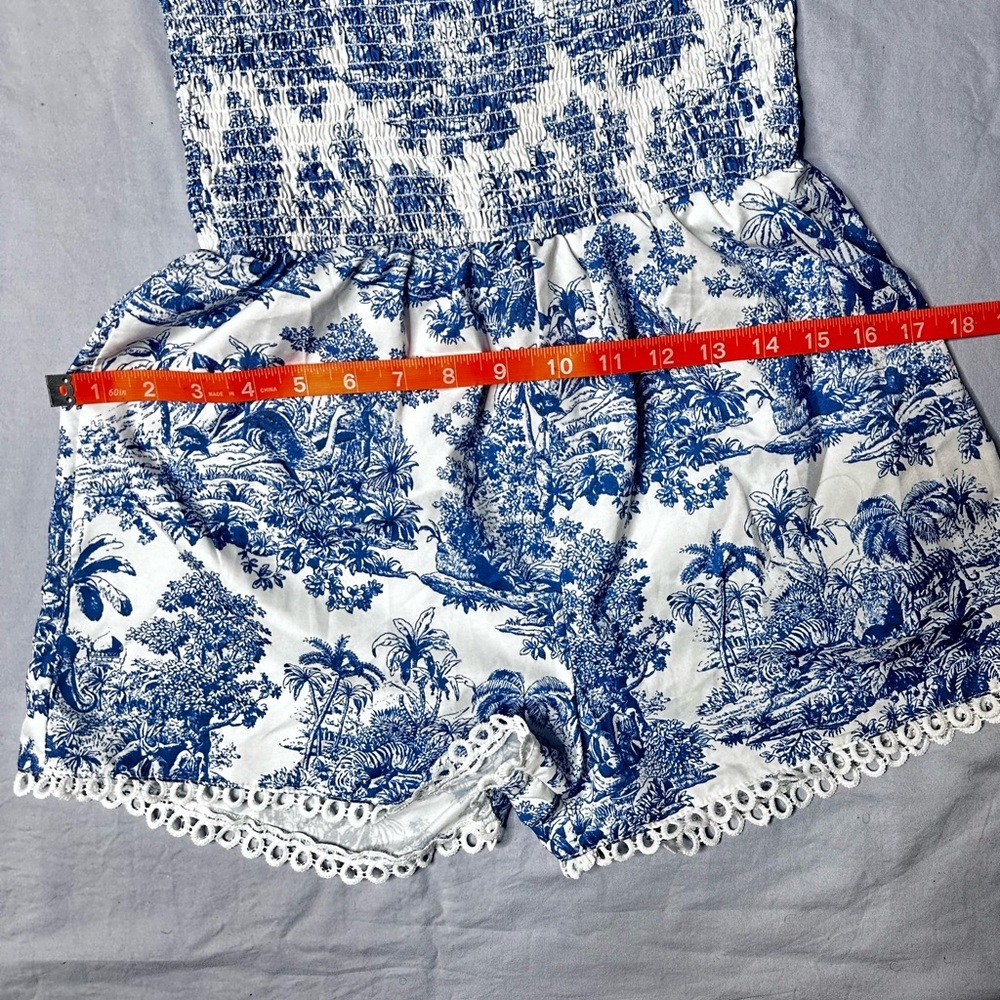 SHEIN Blue and White Kids Printed Romper - Picture 8 of 9